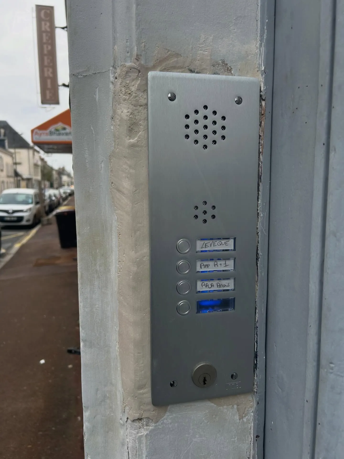 Remplacement complet d'un interphone
